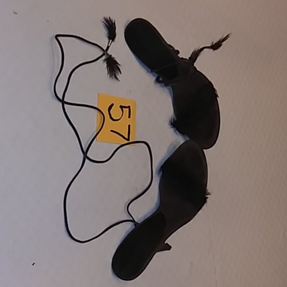 Heels - Picture 4 of 6